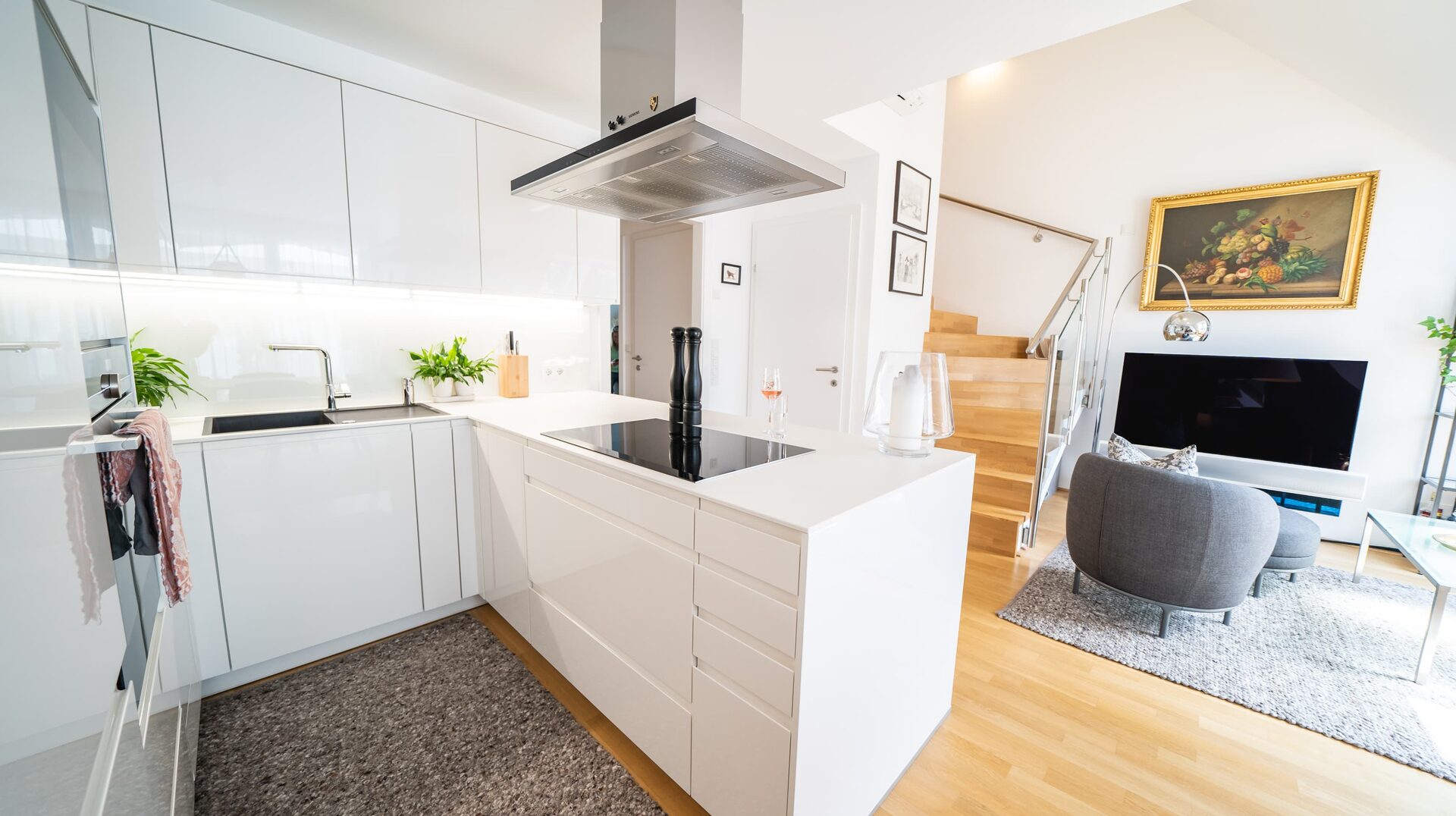 Immobilien wohnung küche — Moritz Scheer