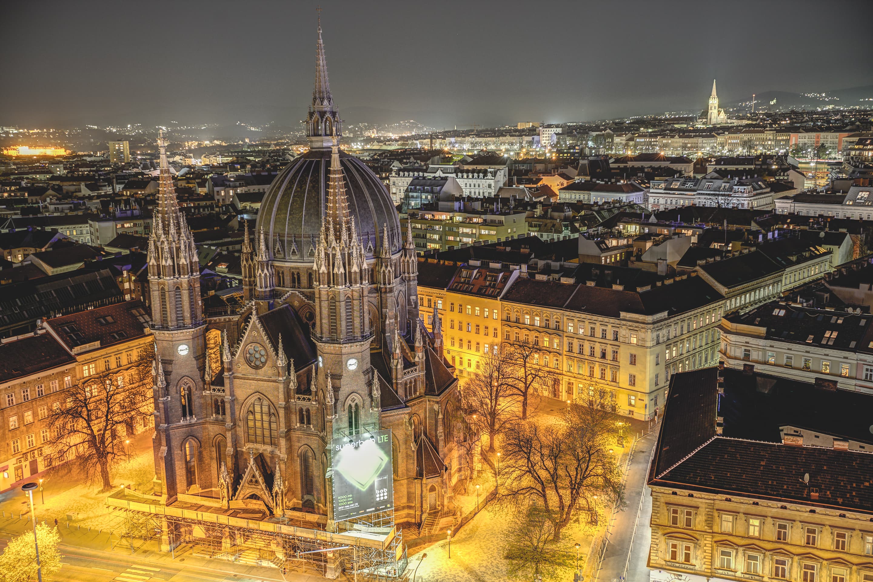 Kuppel & Stadt